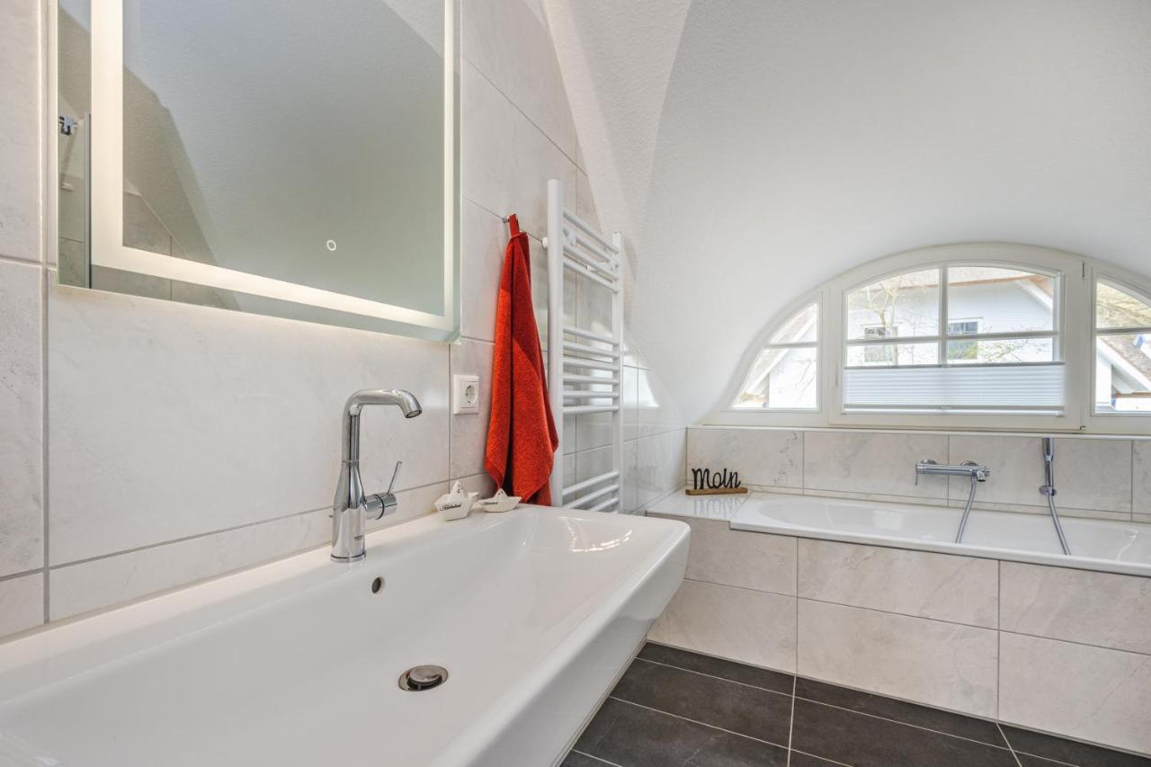 Reetdachhaus Am Haff Mit Sauna, Terrasse, Wlan Zirchow Εξωτερικό φωτογραφία